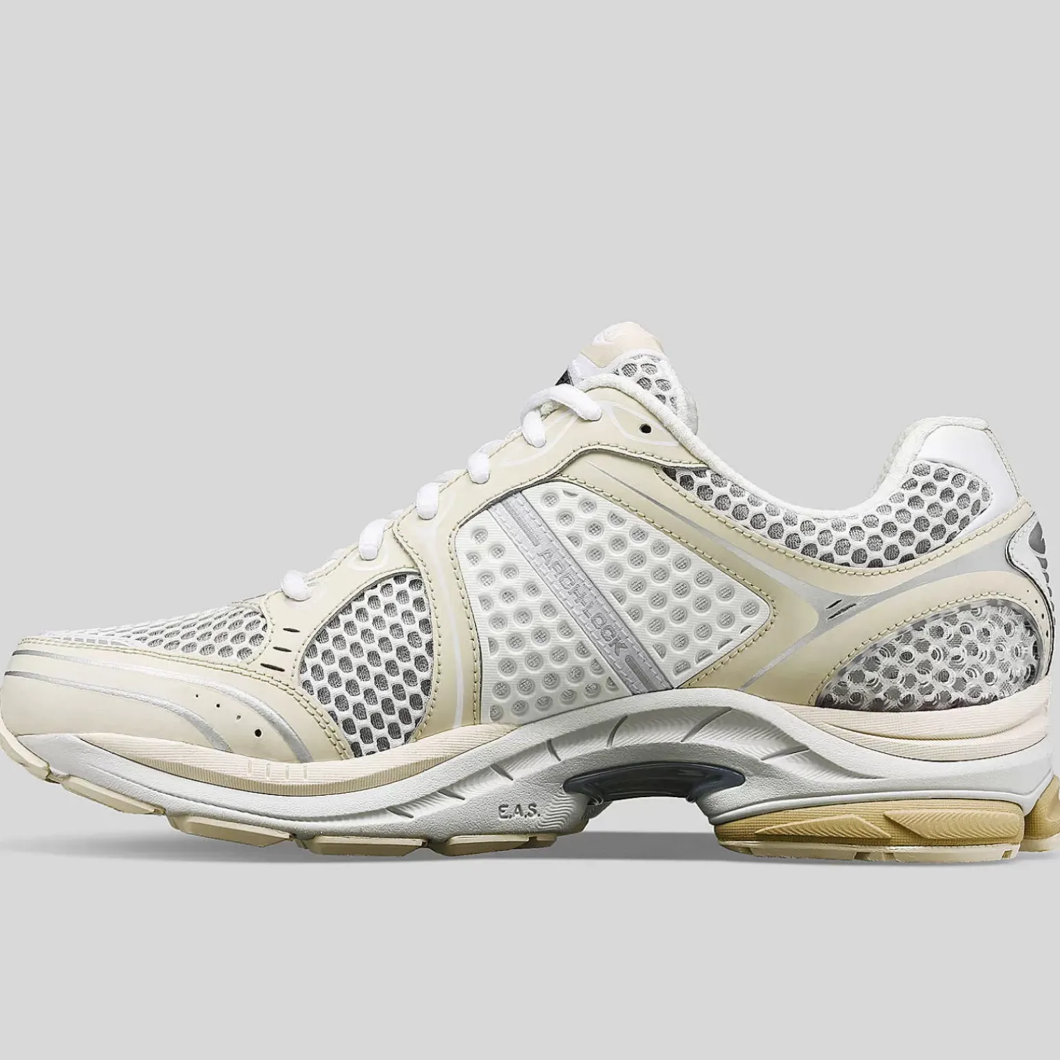 Saucony Highsnobiety X ProGrid Triumph 4|Donna Retro Tech|Grid